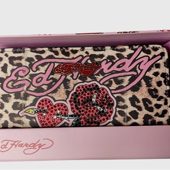 Ed Hardy Pink and Red Leopard Print Wallet - Picture 2 of 4